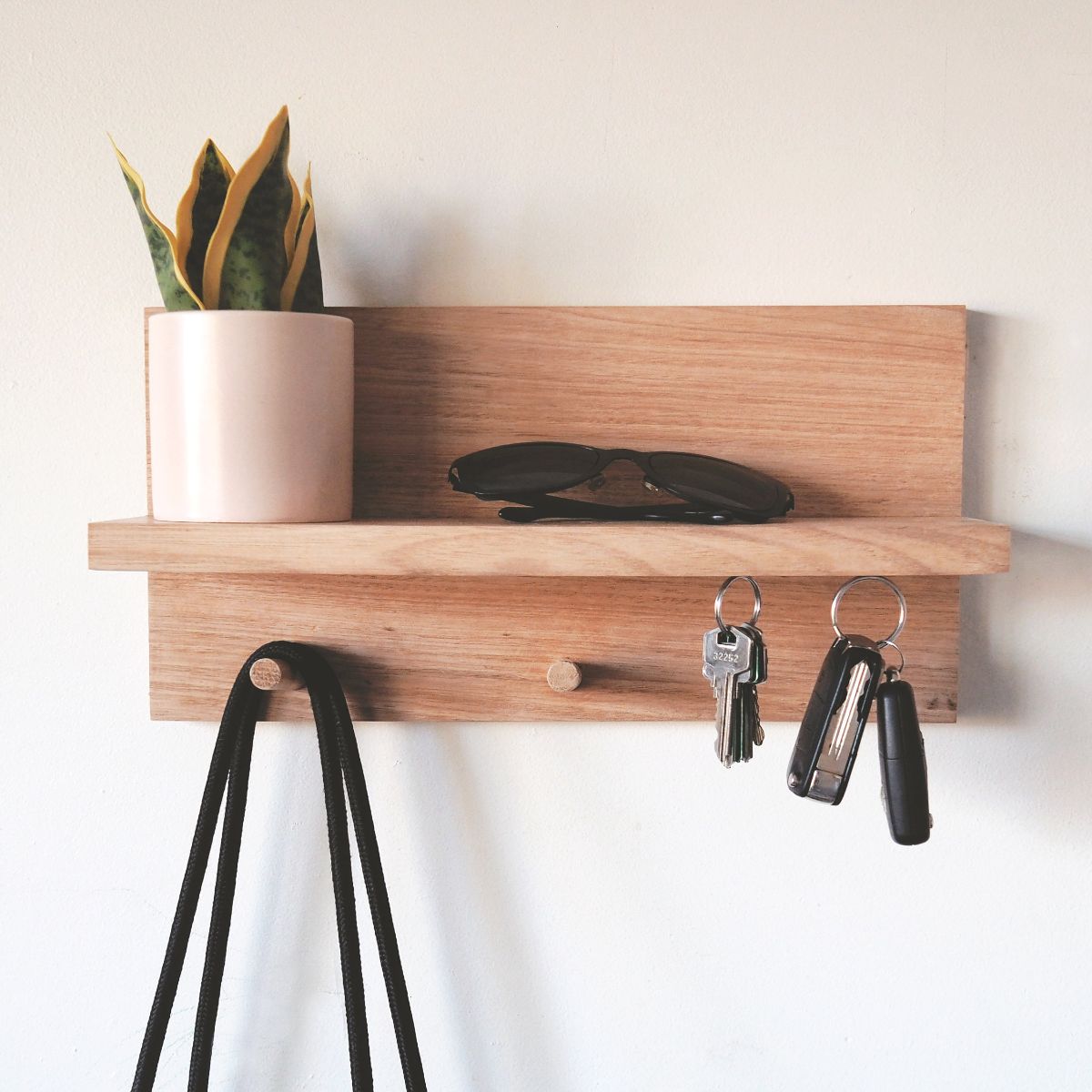 Coat Rack Entryway Shelf With Key Holders