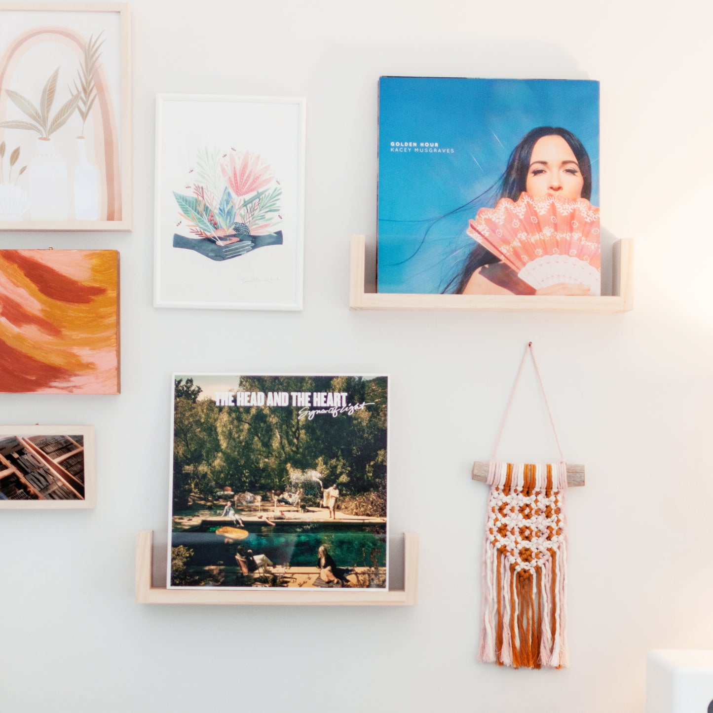 Vinyl Record Display Shelf (Clear Acrylic)