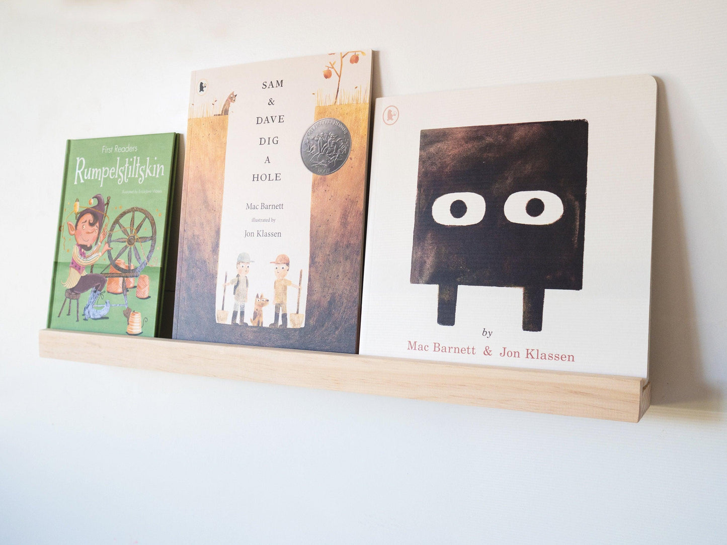 Minimalist Book Display Ledge (Pine Wood) - Woodyoubuy