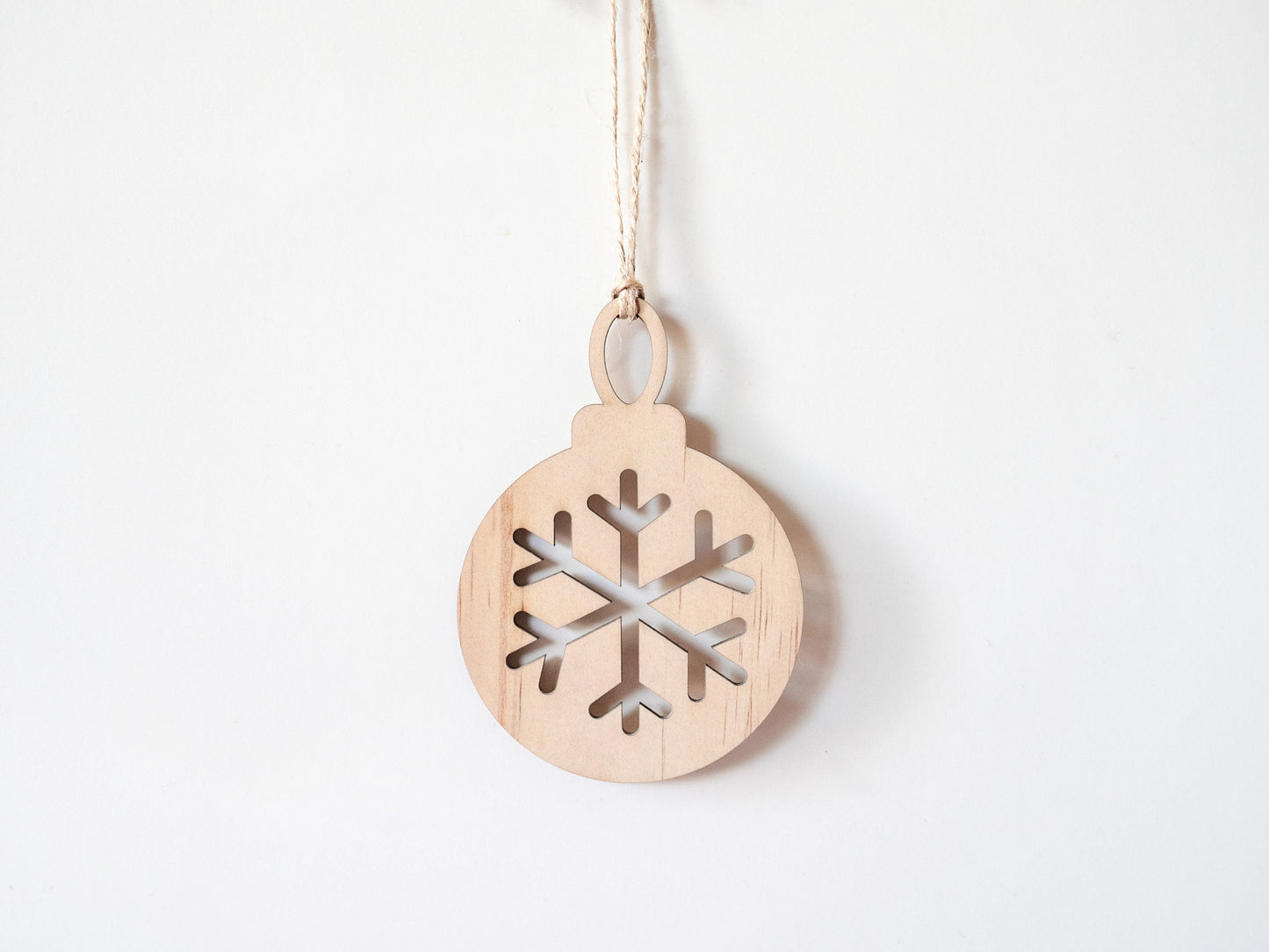 Christmas Tree bauble - Christmas Tree Decoration, Wooden Bauble,  Wood Christmas Ornament, Christmas Tree Decor, Gingerbread man, Snowflake